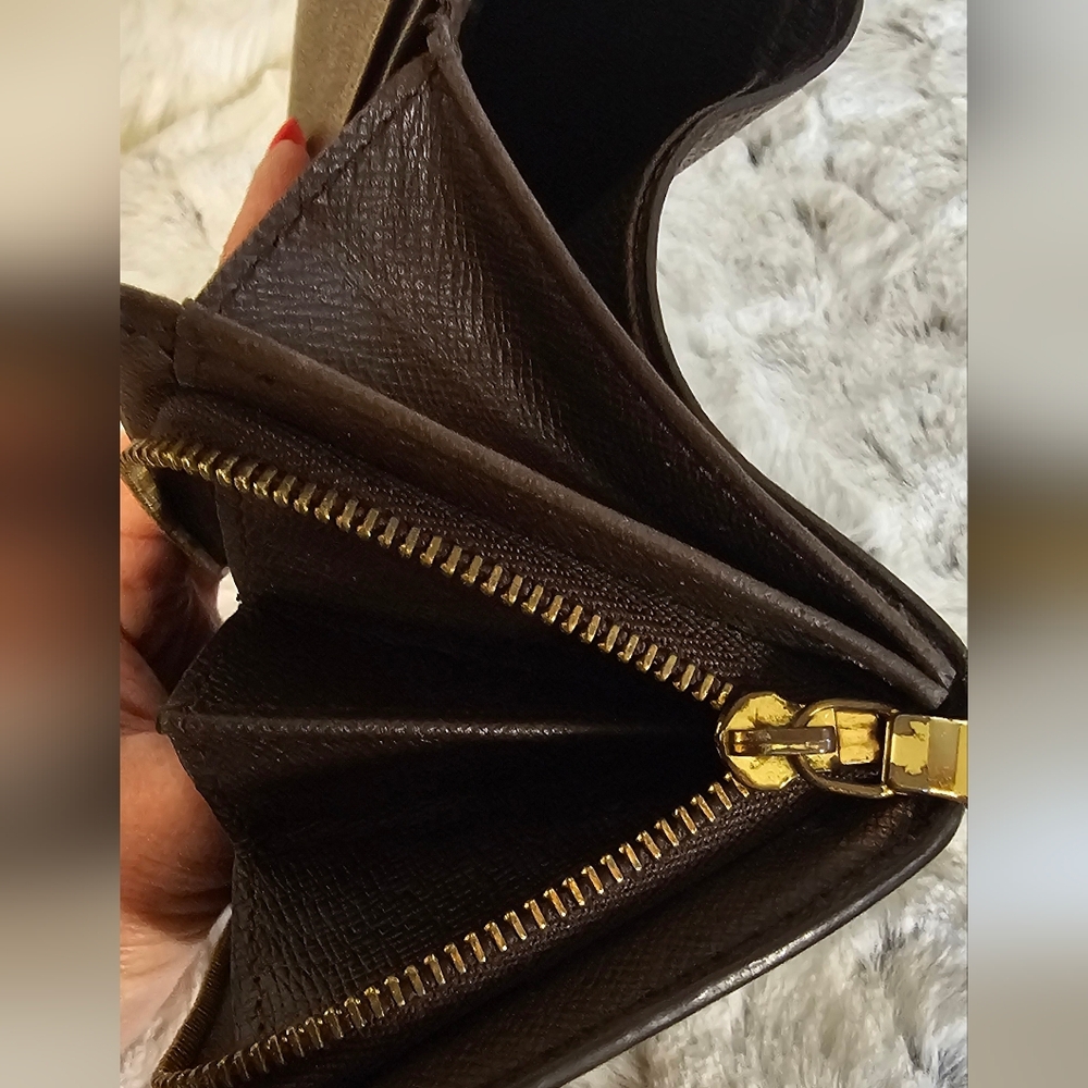 Louis Vuitton Porte-Monnaie Billets Tresor Wallet - Picture 12 of 15